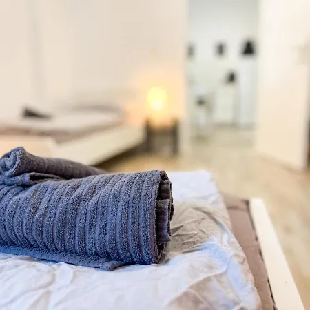 3 Mit 6 Betten, Grosse Kueche, Neues Bad, 7min Zur A1 Apartment Hagen (Arnsberg)