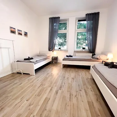 3 Mit 6 Betten, Grosse Kueche, Neues Bad, 7min Zur A1 Apartment Hagen (Arnsberg)