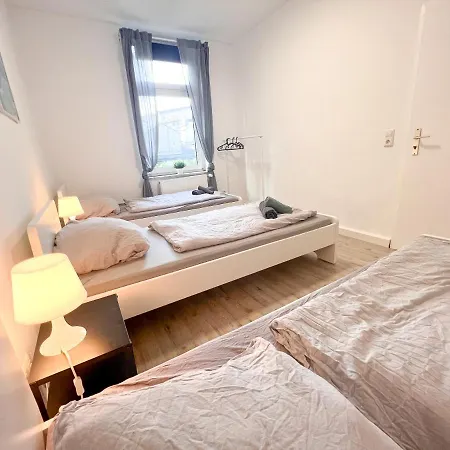 3 Mit 6 Betten, Grosse Kueche, Neues Bad, 7min Zur A1 Apartment Hagen (Arnsberg)
