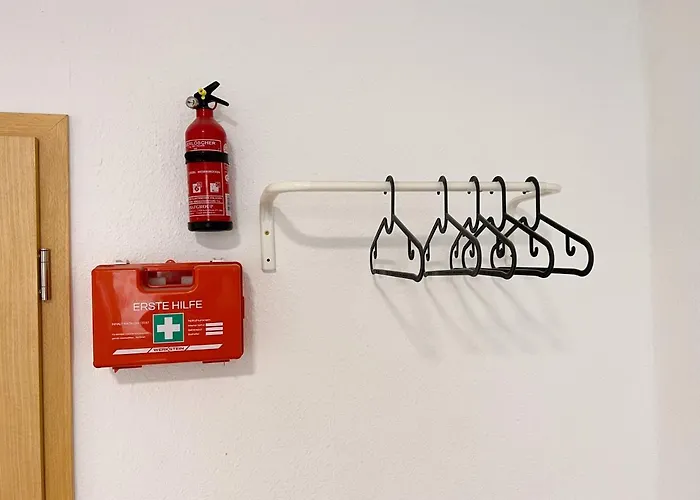 3 Mit 6 Betten, Grosse Kueche, Neues Bad, 7min Zur A1 Lejlighed *